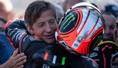 Un Bezzecchi "scanzonato" conquista Aprilia, Rivola: "È un grande professionista"