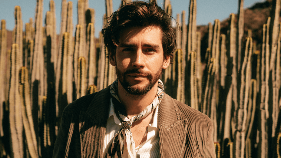 Alvaro Soler: «Quando incontri la persona giusta, lo senti. Da quando sono papà ho tante paure nuove. A casa abbiamo una regola, non dormiamo con il cellulare accanto»