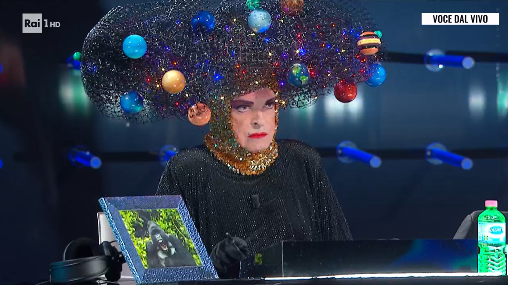 Ascolti TV | Venerdì 17 Ottobre 2025. Tale e Quale 19.6% vs Tradimento 14.9%, cresce Crozza (6%)