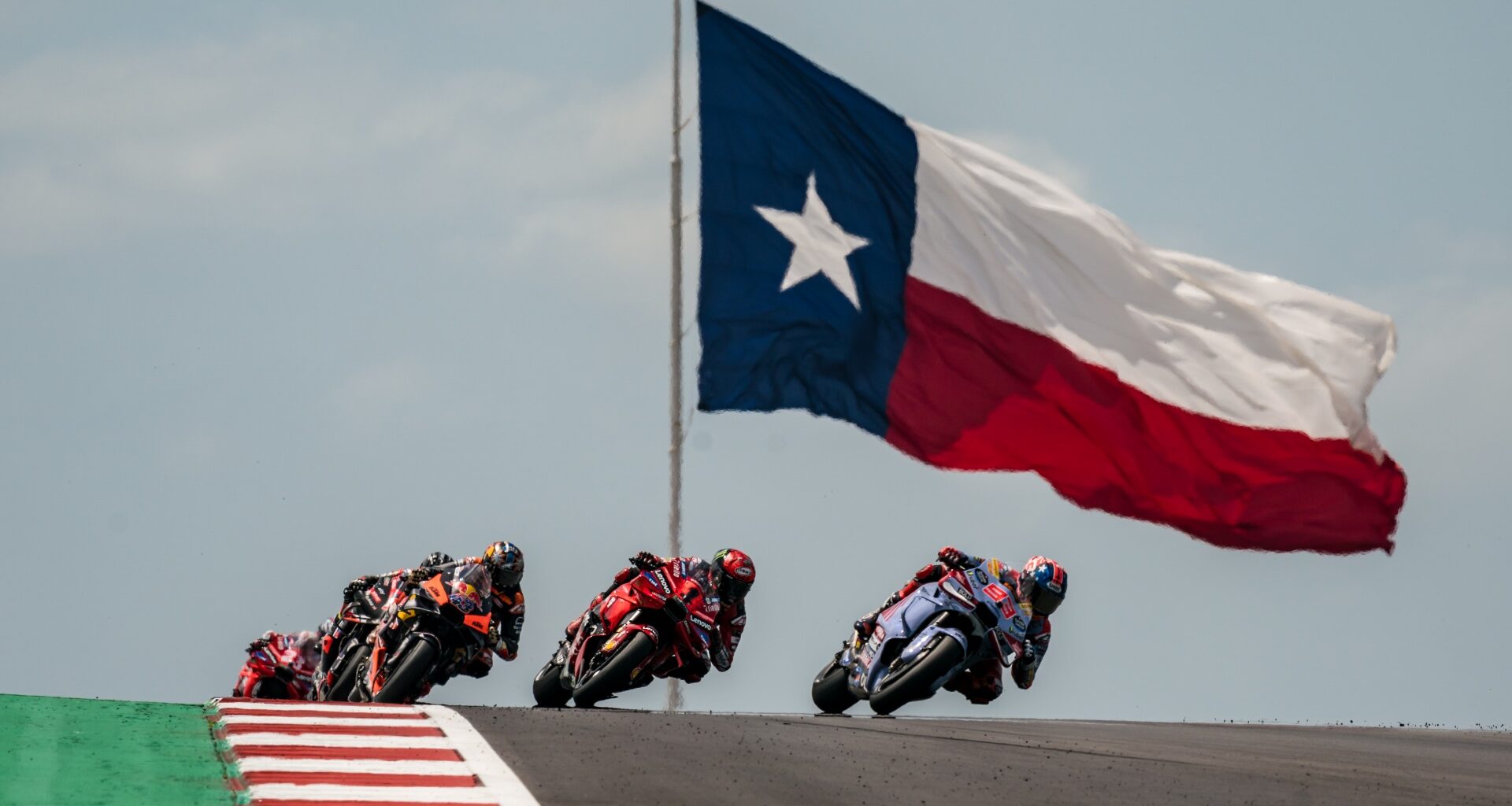 gli orari TV su Sky e TV8