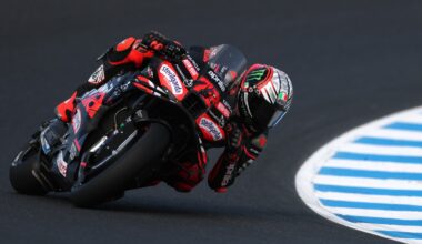 tutti in piedi per Marco Bezzecchi