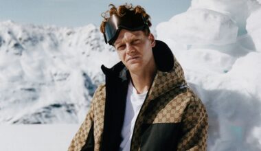 Jannik Sinner è tornato sulla neve per la campagna di Gucci Altitude
