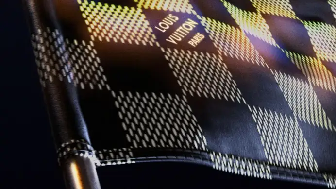 Louis Vuitton diventa partner ufficiale della Formula 1. E la Vittoria viaggia in un baule porta trofeo speciale