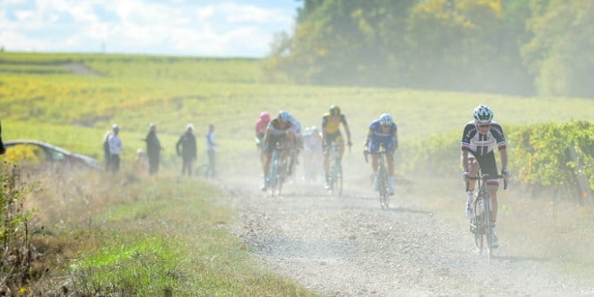 Tour of Holland 2025, altri problemi organizzativi: a poche ore dal via viene rimosso dal percorso dell'ultima tappa il settore di sterrato