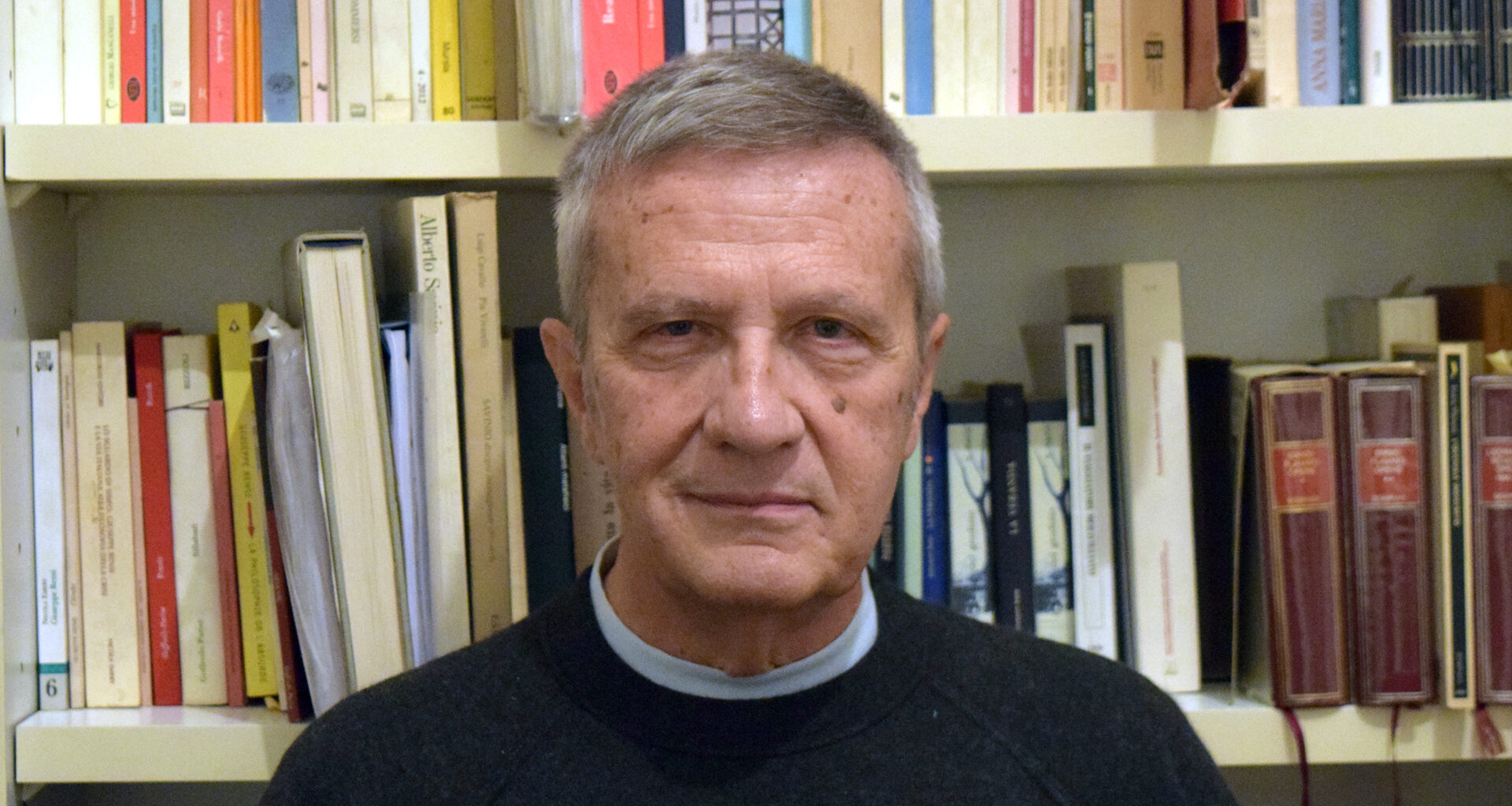 Pasticciaccio, pastiche e pastìs. Intervista a Giorgio Pinotti, editor in chief di Adelphi
