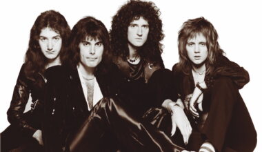 Sublime e assurda: i 50 anni di ‘Bohemian Rhapsody’ dei Queen