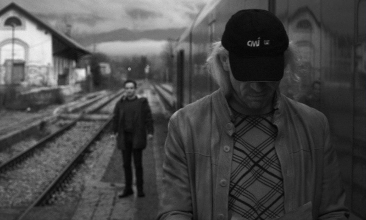 Dopo il successo al cinema di Le città di pianura, su Mubi arriva l'opera prima di Francesco Sossai, Altri cannibali • Rivista Studio