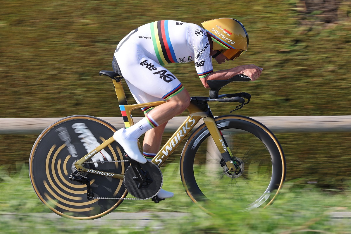 RedBull-Bora-hansgrohe, Remco Evenepoel in galleria del vento: "Meticoloso come un pilota di F1"