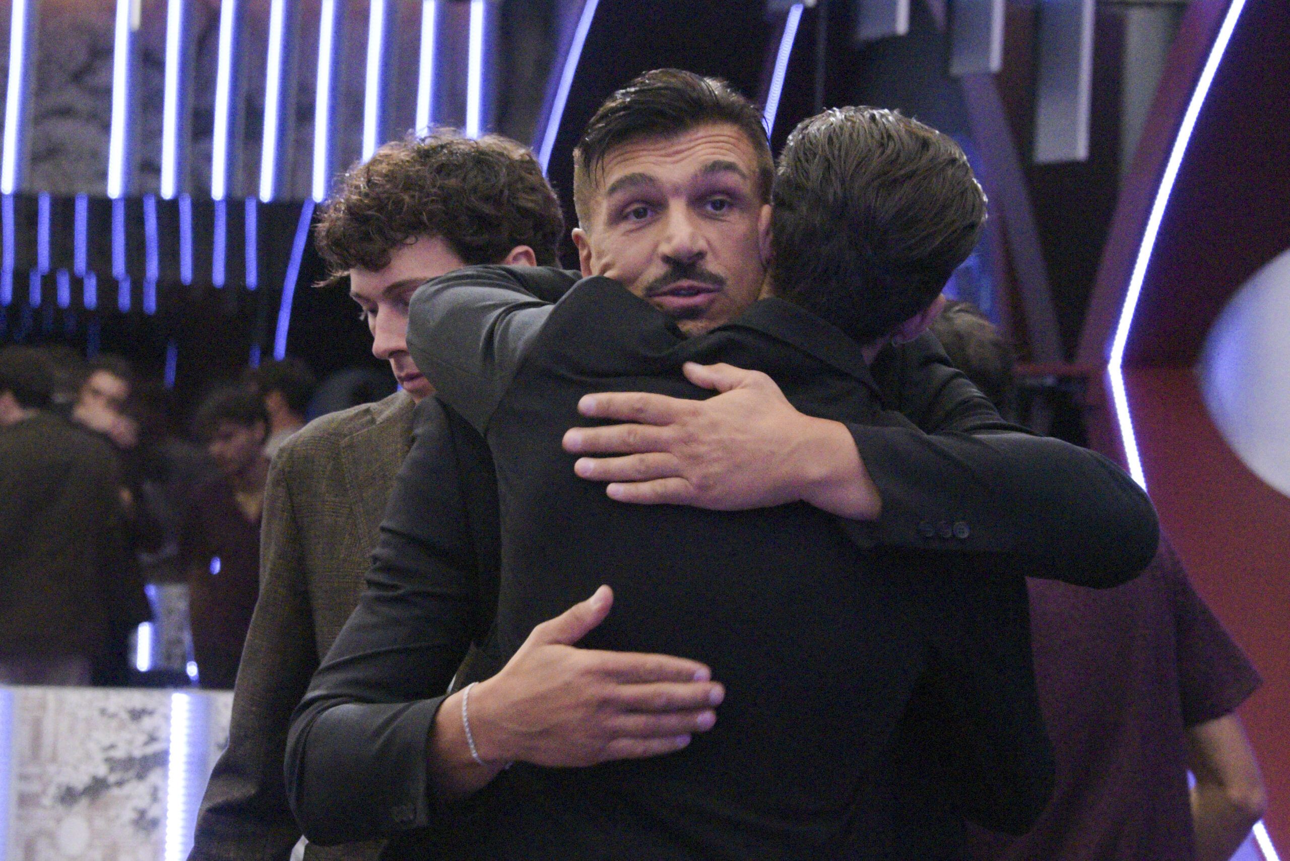 Grande Fratello: Matteo va KO. Il pugile è il nuovo eliminato. Nomination, bacio tossico e pagelle- immagine 3