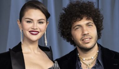 Selena Gomez e Benny Blanco, primo red carpet da sposati all'Academy Museum Gala: bellissimi
