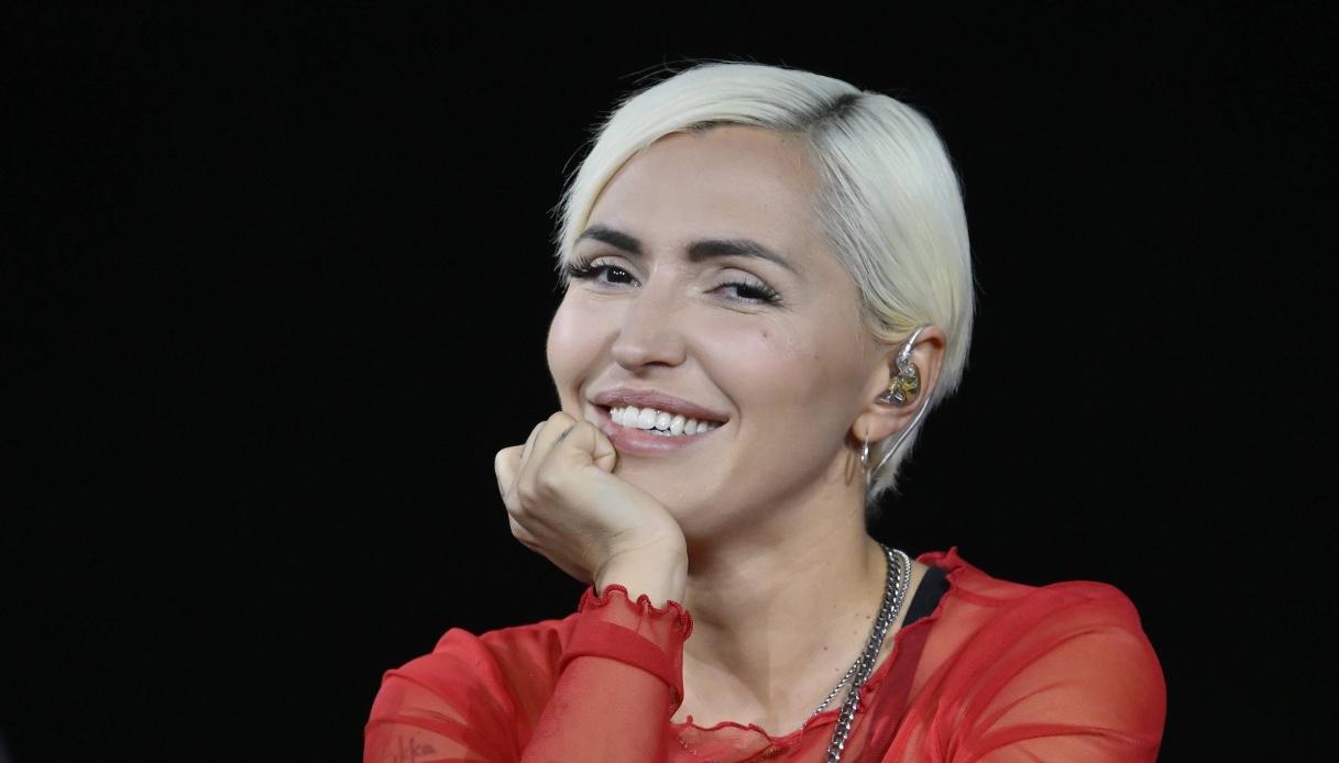 Serena Brancale sensibile (7), Sal Da Vinci fa il pieno (8)