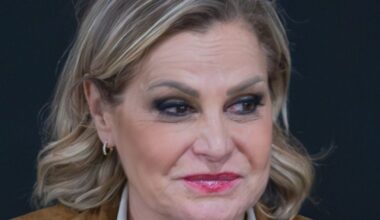 Grande Fratello, il dolore di Simone commuove Simona Ventura