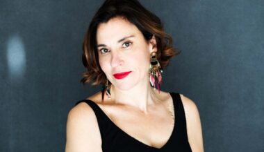 Stefania Auci nella foto di Yuma Martellanz