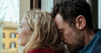 Tre Ciotole – La regista Isabel Coixet frantuma il libro di Michela Murgia e firma un film tragicamente intimo