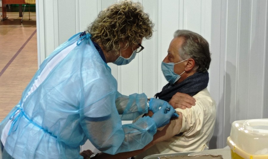 Arrivati i vaccini anti Covid in Toscana: la campagna di vaccinazione va a regime 