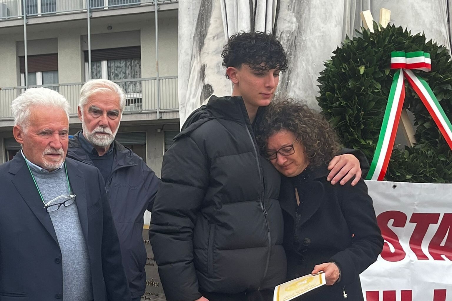 Basta morti sul lavoro: 3 minuti di silenzio in ricordo di Aldo Civillini e delle vittime  di Lecco