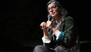 salta il voto per la cittadinanza onoraria a Firenze