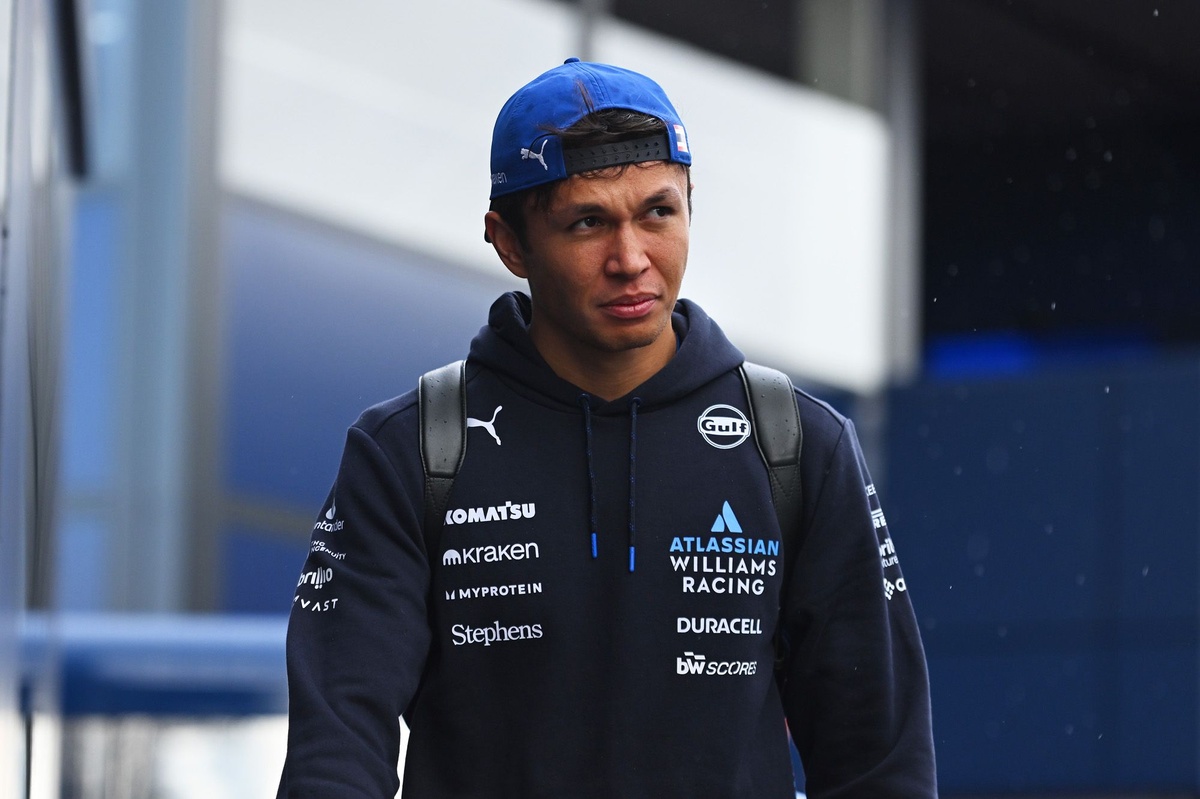 Williams: Vowles svela il guasto che ha originato l'incendio sulla macchina di Albon