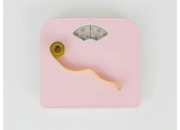 Chi assume farmaci GLP-1 spende 200 euro in meno al mese in alimenti