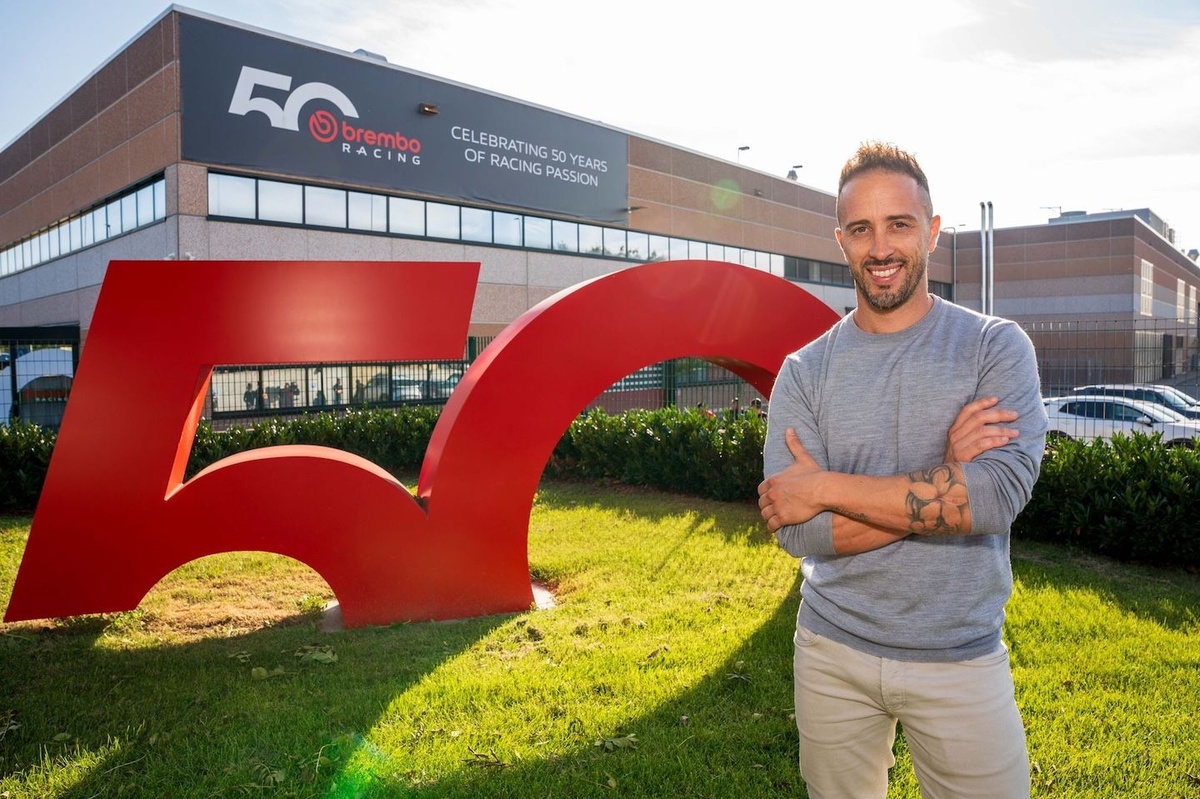 Dovizioso visita la Brembo: "L'innovazione che ha contraddistinto la mia guida è la pompa pollice"