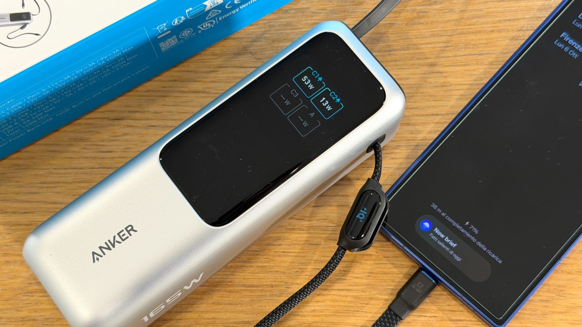 Abbiamo provato il powerbank più potente e i nuovi nano charger Anker
