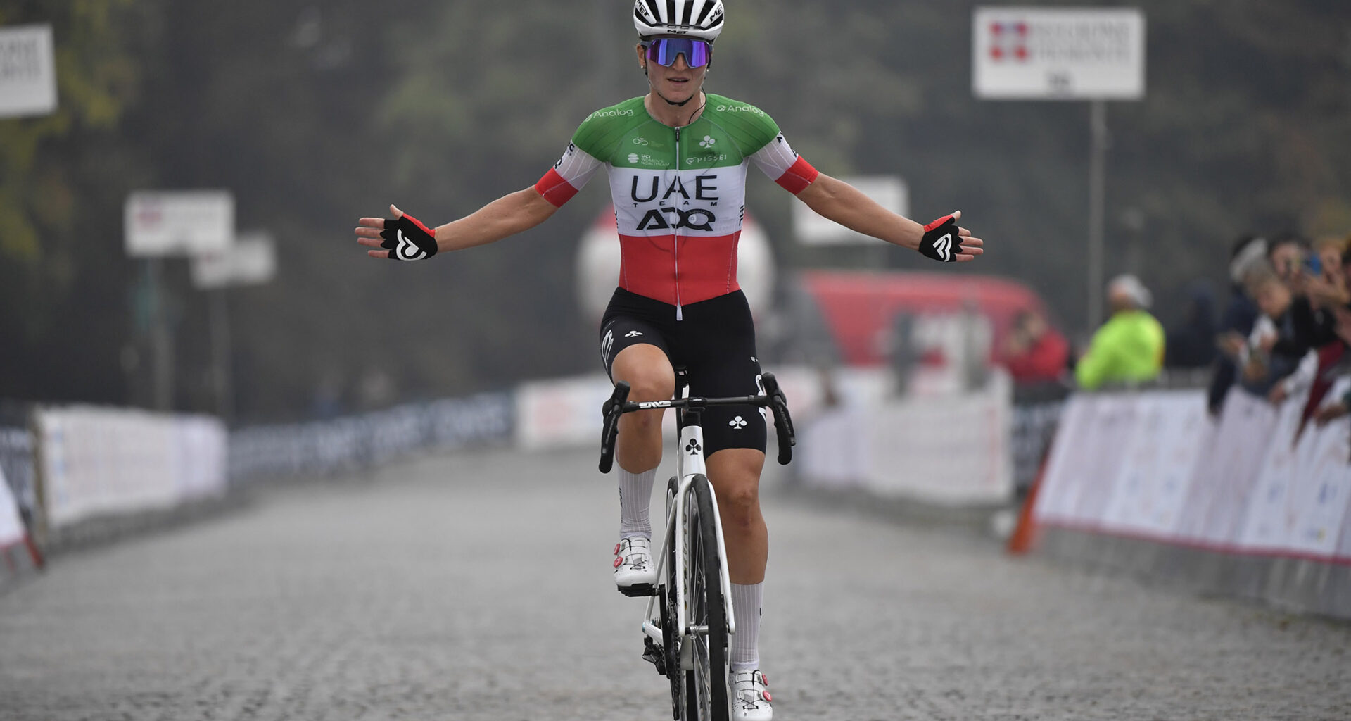 Trofeo Tessile e Moda Donne, successo solitario per Longo Borghini. 2ª Reusser, 3ª Zigart