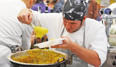 qui si mangia e si fa festa, tra funghi e castagne