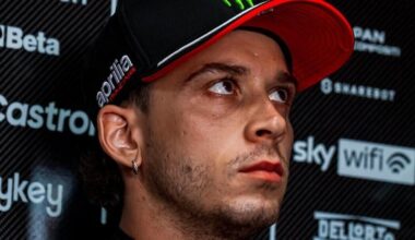 MotoGP 2025. GP dell'Australia. È arrivata la penalità per Marco Bezzecchi dopo l'incidente con Marc Marquez: doppio Long lap penalty - MotoGP