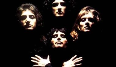 Queen, un libro su Freddie Mercury riporta alla luce versi inediti della canzone Bohemian Rhapsody I Sky TG24