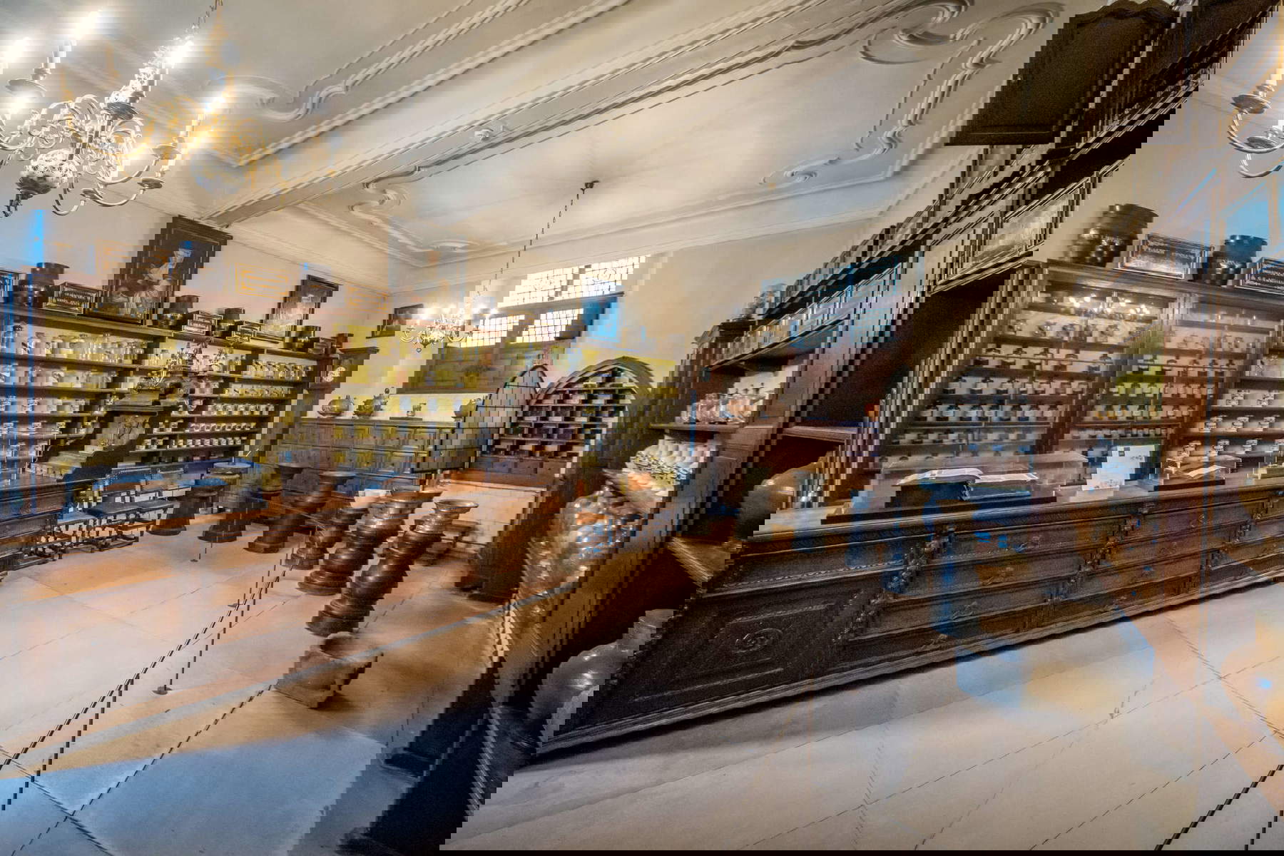 La farmacia del Sint-Janshospitaal. Foto: Visit Bruges / Jan Darthet