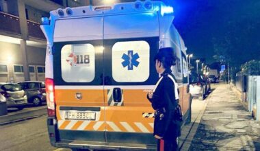 aggredito senza motivo mentre parcheggia, 70enne in ospedale. Calci anche a una ragazza