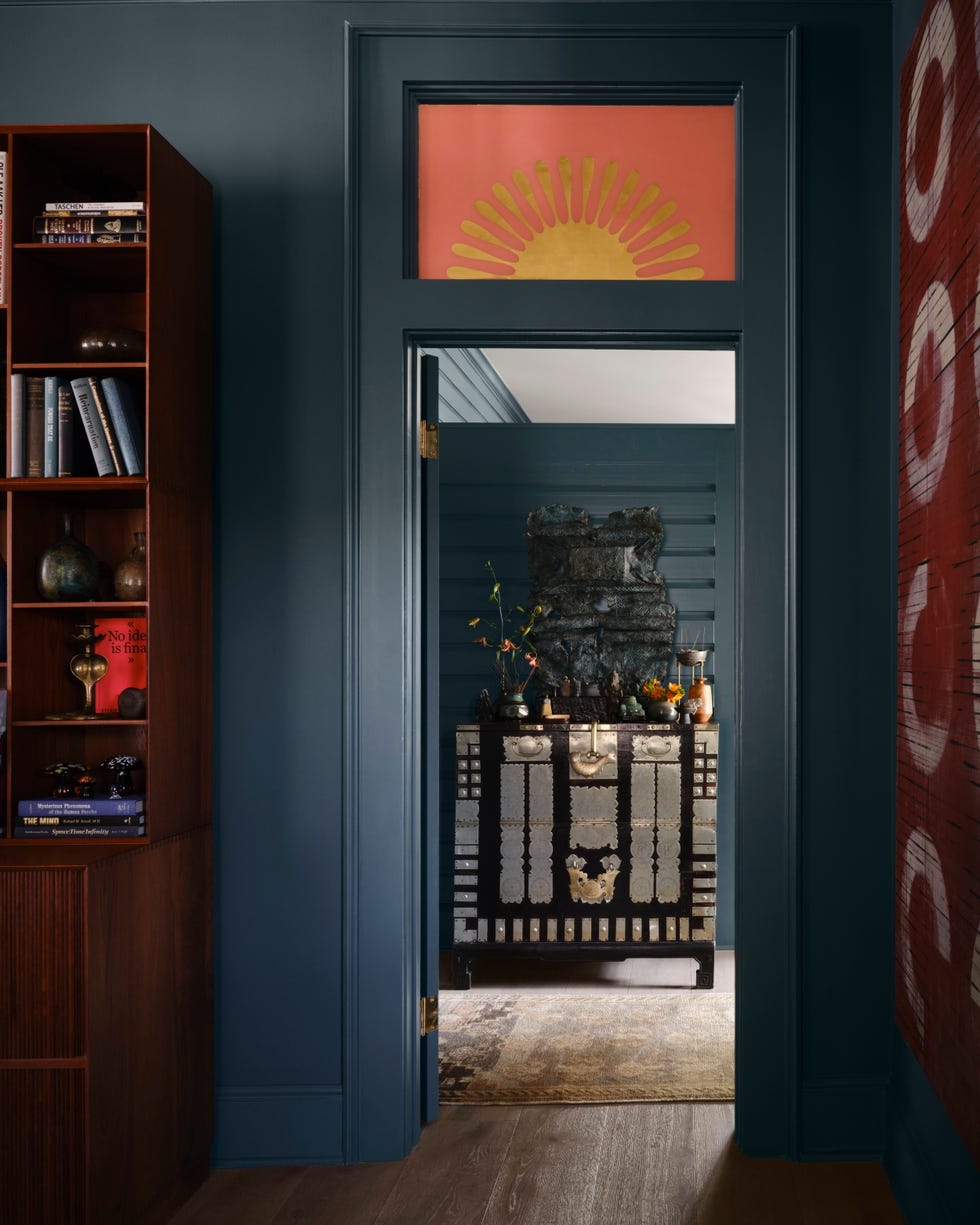 casa con paredes pintadas de azul