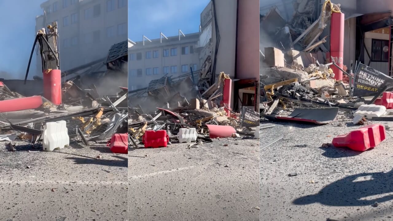 Crolla un pezzo di un palazzo alle porte di Milano, ferita una passante