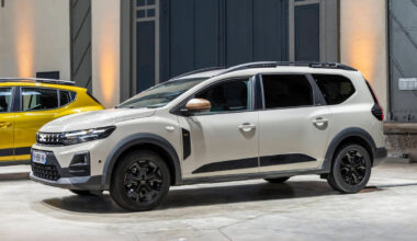 nuovi motori e dotazione più ricca con il restyling