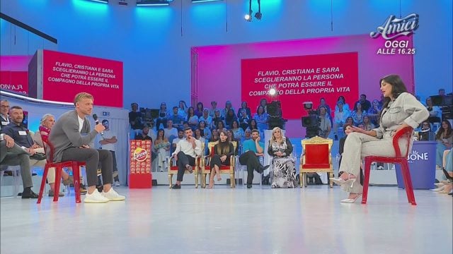 Sara e Marco dopo l’esterna - Uomini e donne Clip | Witty TV - Witty TV