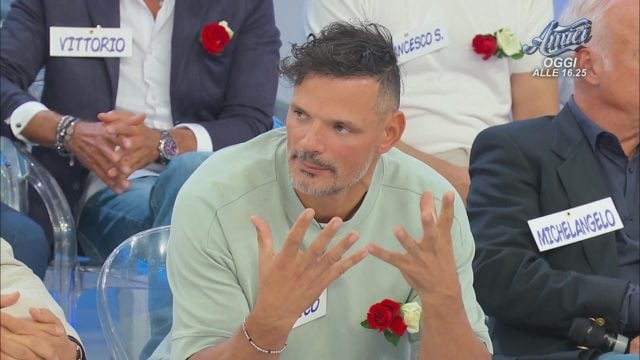 Federico: Agnese? Il suo comportamento mi ha spaventato… - Uomini e donne Clip | Witty TV - Witty TV