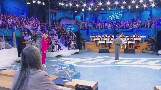 La maestra Celentano elimina Tommaso 26 ottobre - Amici Clip | Witty TV - Witty TV