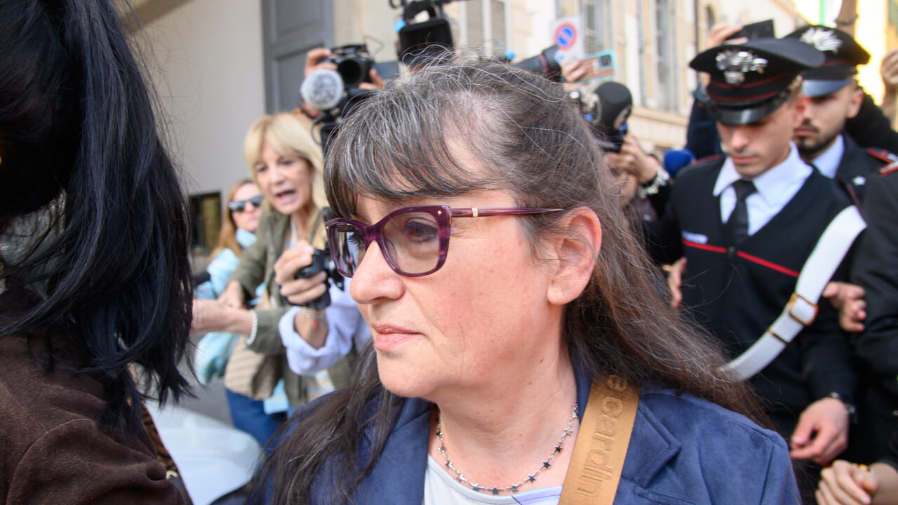 Daniela Ferrari, mamma di Andrea Sempio, è stata trasportata in ospedale