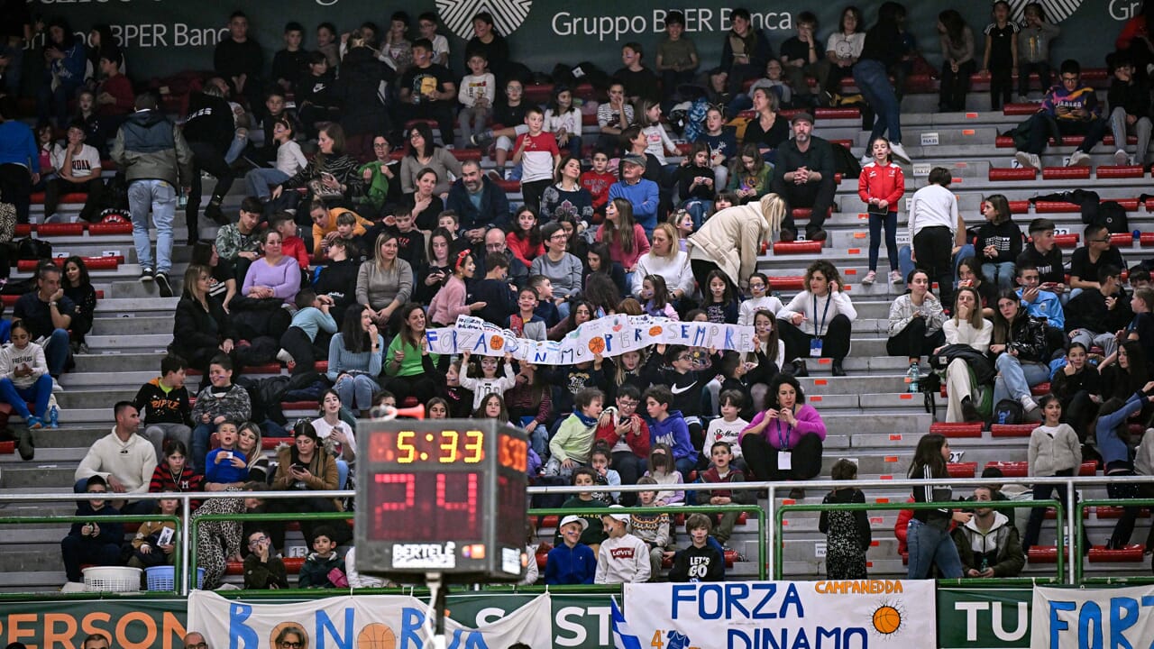 "A Bologna a testa alta"