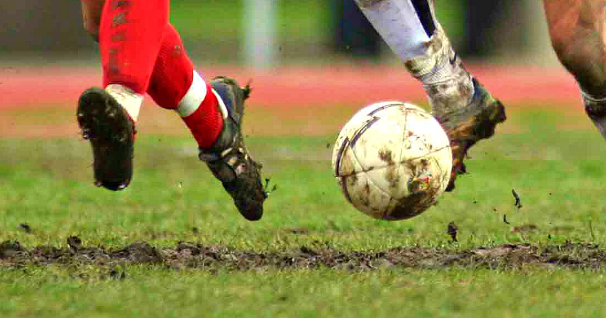 si ritrova nello stadio sbagliato a 300 kilometri di distanza
