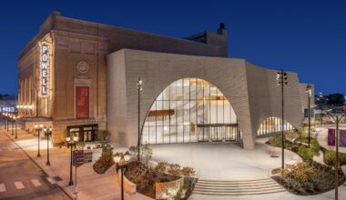 Nella Powell Hall di Snøhetta a St. Louis, vecchio e nuovo “danzano insieme”