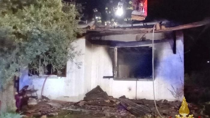 Donna muore in un incendio in casa a Sarnico