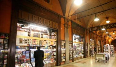 C’è una libreria a Bologna che compie 200 anni 