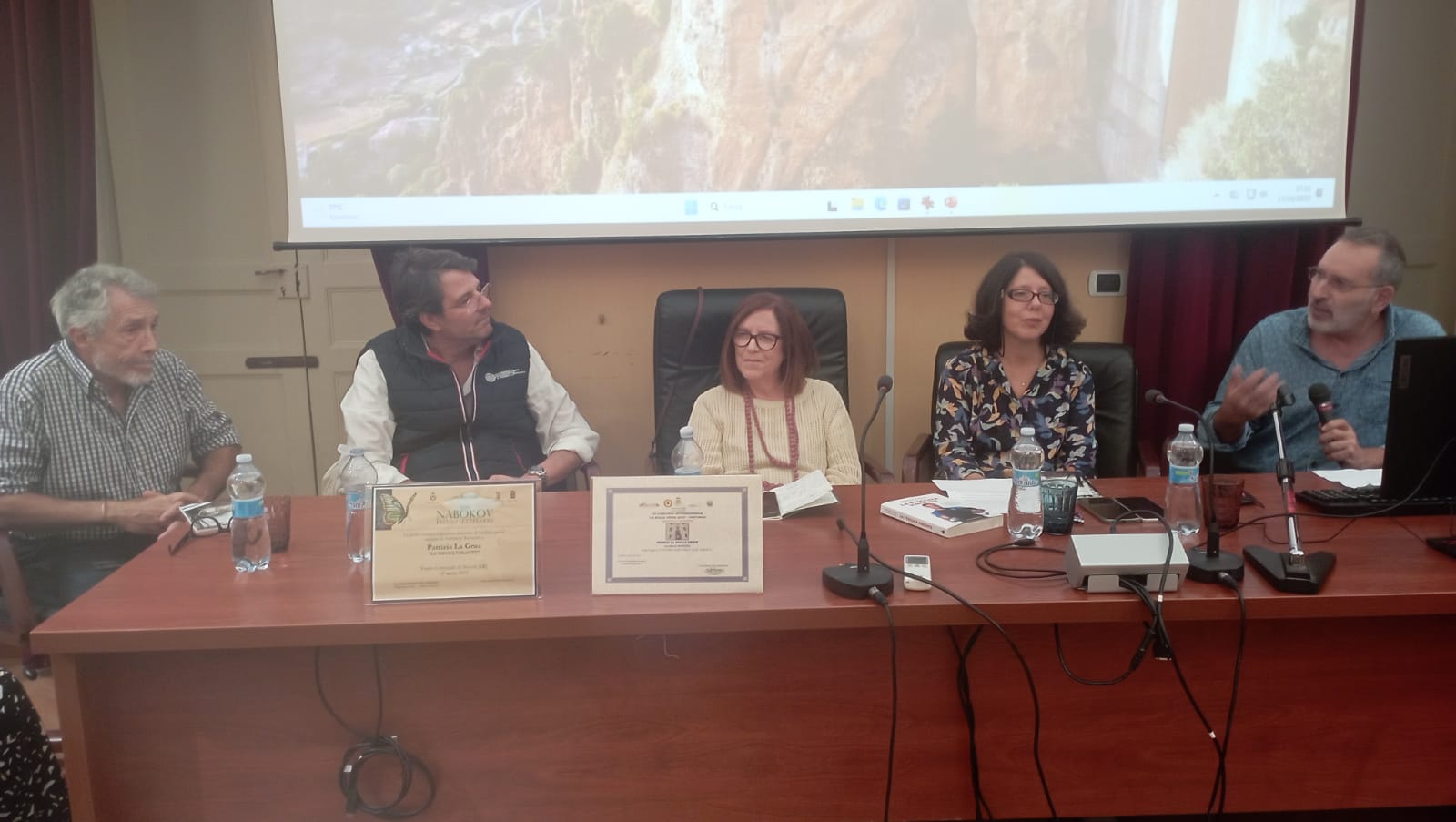 Un momento della presentazione del libro