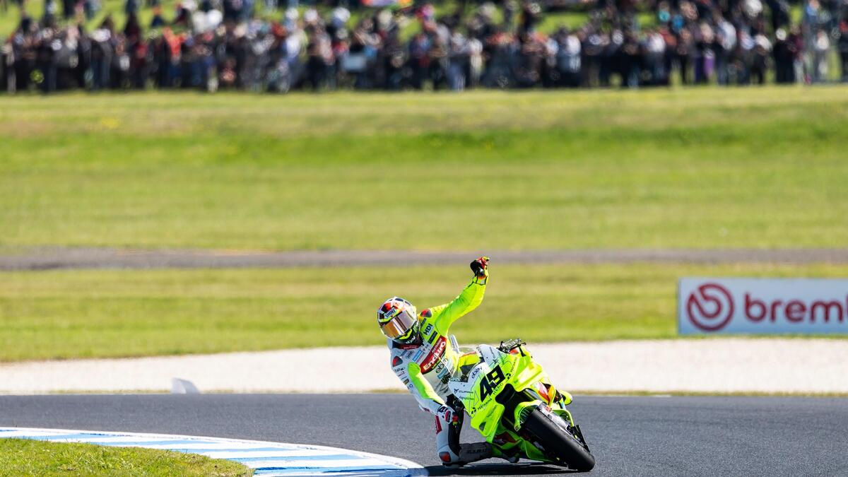 MotoGP 2025. GP dell'Australia. Fabio Di Giannantonio, podio con la febbre: "Partendo decimo è difficile vincere. Voglio congelare questo anteriore" - MotoGP