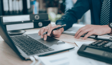 Controlli su fatture, scontrini e dichiarazioni IVA: PEC dall’Agenzia delle Entrate in arrivo