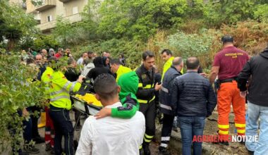 una donna è dispersa, ricerche su un fronte di 15 chilometri