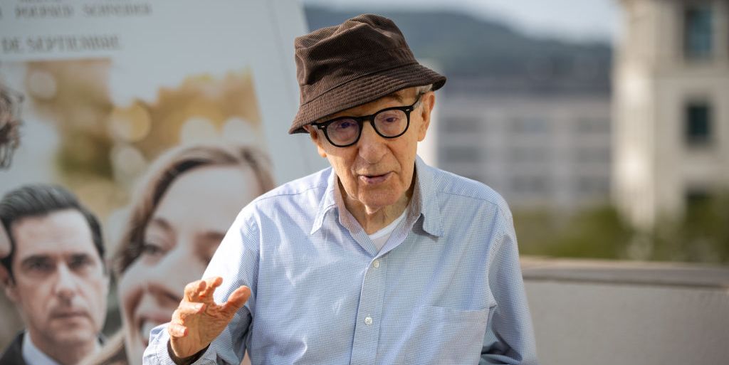 Woody Allen, il suo primo romanzo è già in libreria