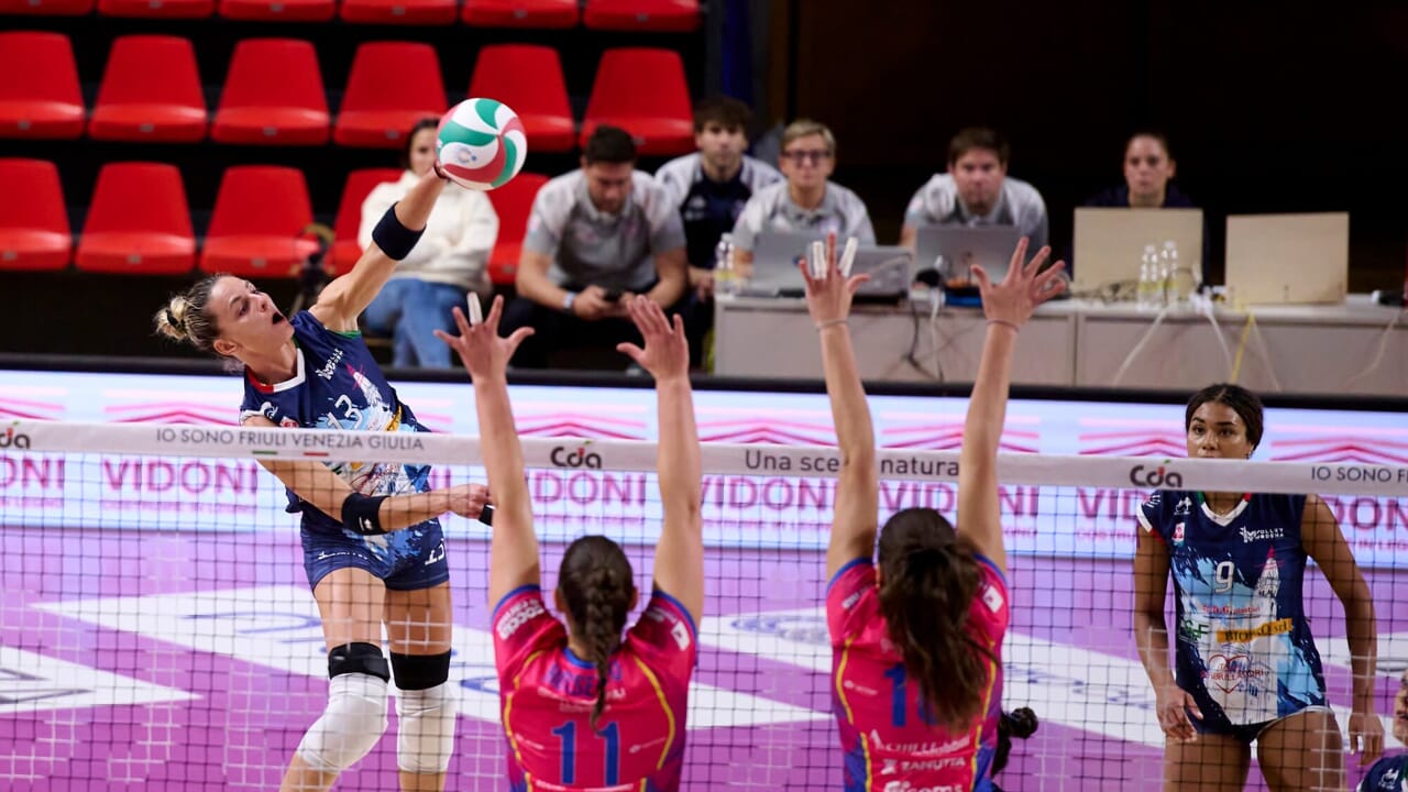 Il battesimo in A2 si chiude con uno 0-3 per il Volley Modena contro la forte Talmassons