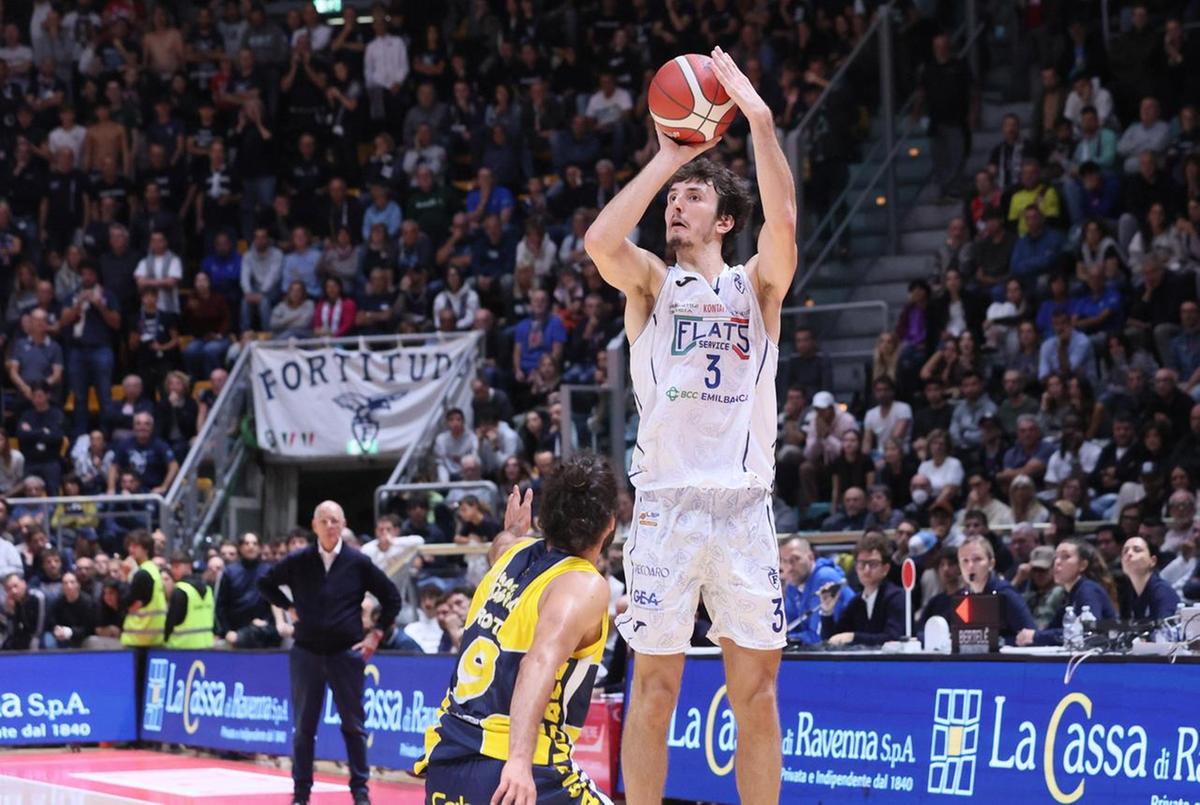 Basket serie A2, l’Aquila confida su Alvise e domani sfida l’Urania. Fantinelli resta in dubbio. Fortitudo, Sarto ha confezionato l’abito giusto